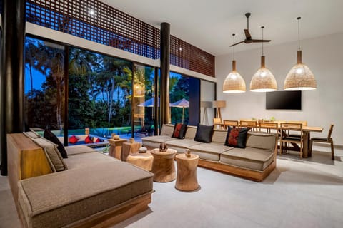 Living room, internet, internet