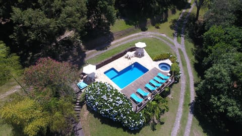 Bird's eye view, Pool view