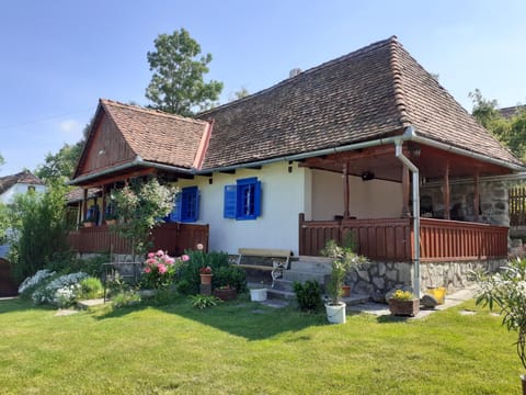 Property building, Balcony/Terrace