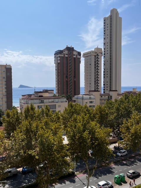 Day, Neighbourhood, City view, Sea view