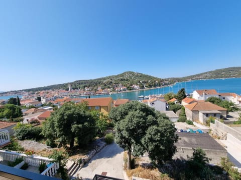 Neighbourhood, Bird's eye view, Sea view