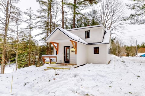 Lake Rescue Escape House in Lake Rescue