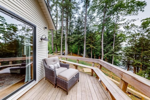 Lake Rescue Escape House in Lake Rescue