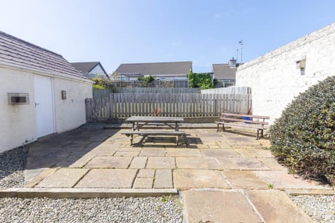 Coffee Cottage Portrush Holiday Home Self Catering House in Northern Ireland