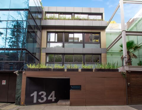 Property building, Facade/entrance