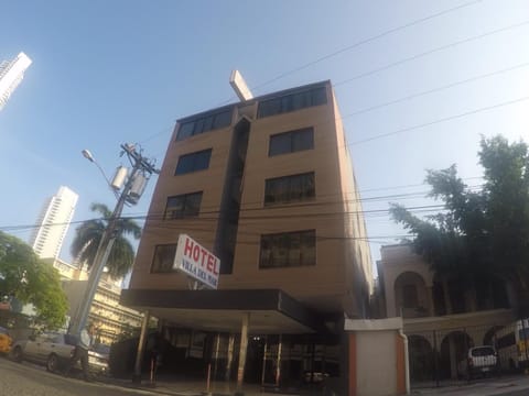 Property building, Day