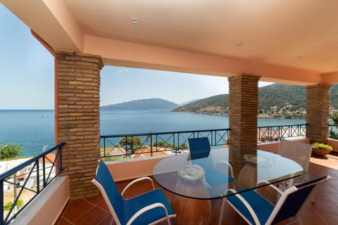 View (from property/room), Balcony/Terrace, Mountain view, Sea view, Quiet street view