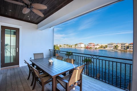 Destination House in Destin
