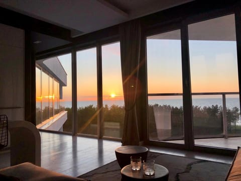 Living room, Sea view