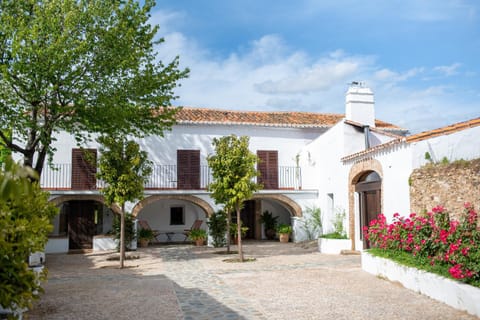 Property building, Patio, Internal: Not applicable to any particular room