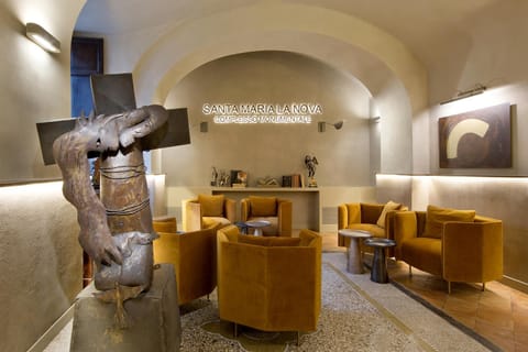 Lobby or reception, Internal: Not applicable to any particular room