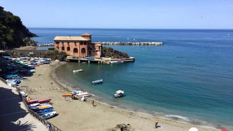 Villa La Pietra - Luxury location in Levanto, 5 Terre Apartment in Levanto