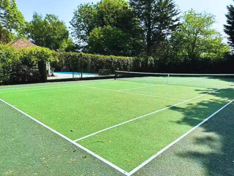 Tennis court