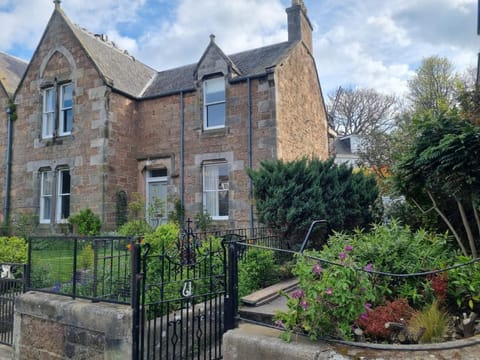 Sandstones Apartment in North Berwick
