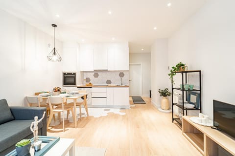 Kitchen or kitchenette, Living room, Dining area