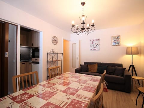 Mont-Dore: T2 avec Balcon, Parking Couvert, 4 pers. - FR-1-608-109 Apartment in Auvergne-Rhône-Alpes