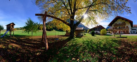 Ferienwohnungen Ramslerhof inkl. Chiemgaukarte Apartment in Ruhpolding