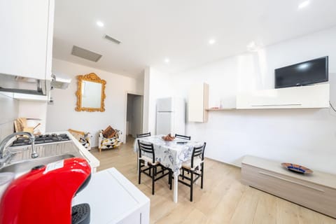 TV and multimedia, Coffee/tea facilities, Living room, Dining area, kitchen