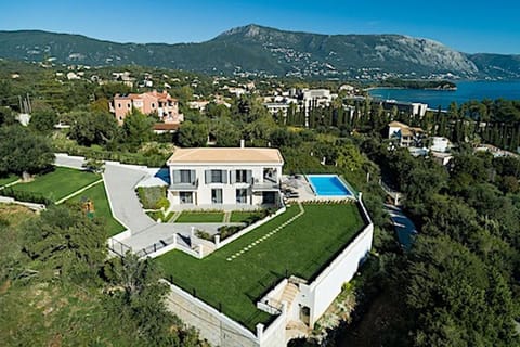 Property building, Area and facilities, Area and facilities, Swimming pool