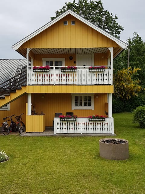 Property building, Balcony/Terrace