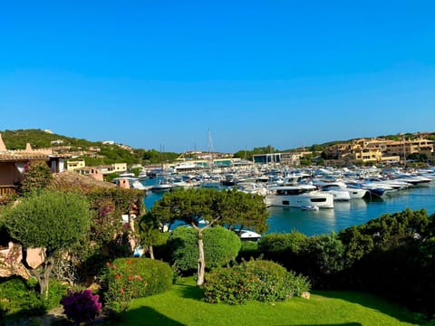 Property building, View (from property/room), Garden view, Garden view, Sea view, Sea view, Inner courtyard view
