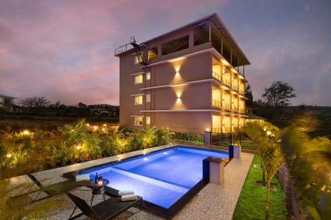 Property building, Pool view, Swimming pool, Sunrise, Sunset