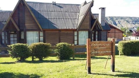 Property building, Day, Garden