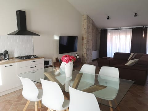 Open Space Rose Bed and Breakfast in Sardinia