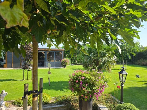 B&B WELKOM with or no breakfast Bed and Breakfast in Zeeland, Netherlands