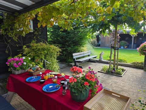 B&B WELKOM with or no breakfast Bed and Breakfast in Zeeland, Netherlands