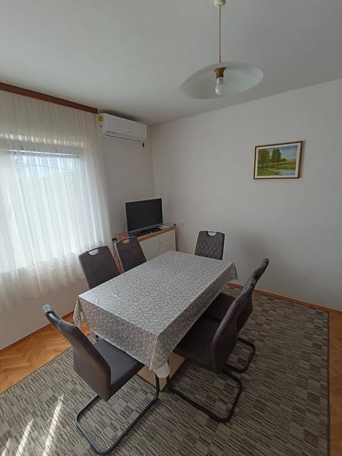 Apartman Helena Apartment in Lika-Senj County