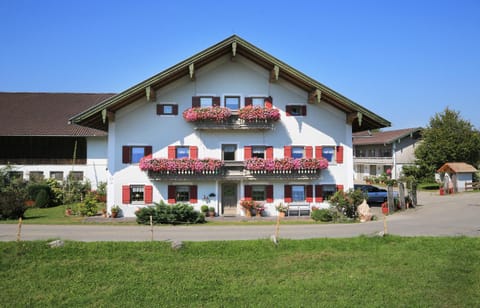 Heutauer Hof Farm Stay in Salzburgerland