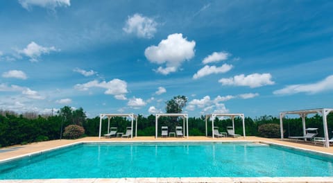 Solarium, Swimming pool, sunbed