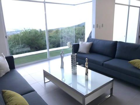 Garden view, Mountain view