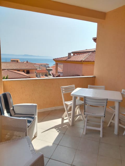 Tanca della Torre Trilocale vista mare Apartment in Isola Rossa