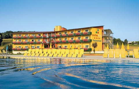 Property building, Swimming pool