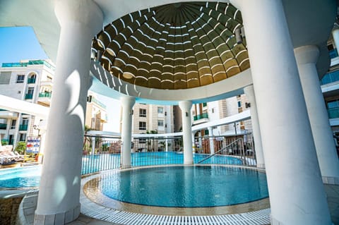 Property building, Swimming pool