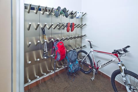 Activities, Other, Hiking, Cycling, Cycling