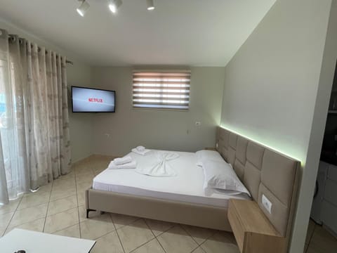 Bed, TV and multimedia