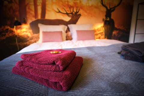 Bed, Bedroom