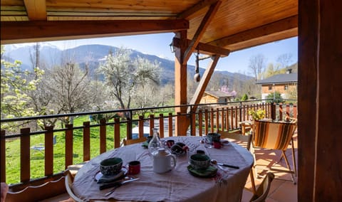 Chalet 8 personnes, face aux montagnes Chalet in Landry