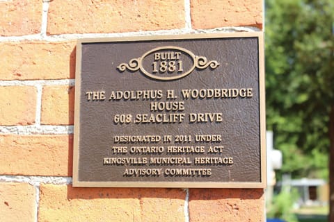 Property building, Logo/Certificate/Sign