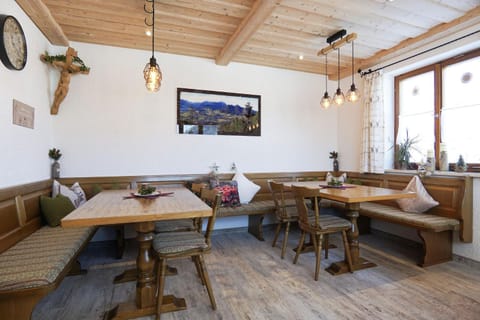 Schneider-Hof inkl. Chiemgaukarte Farm Stay in Ruhpolding