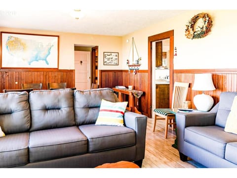 Rockaway Beachhouse House in Rockaway Beach