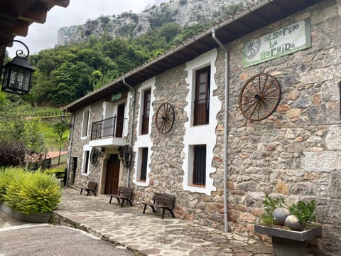 Property building, Lounge or bar