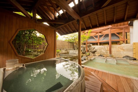Hot Spring Bath, Open Air Bath