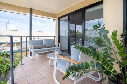 Patio, Garden, View (from property/room), Balcony/Terrace, Balcony/Terrace, Seating area, Garden view, sunbed