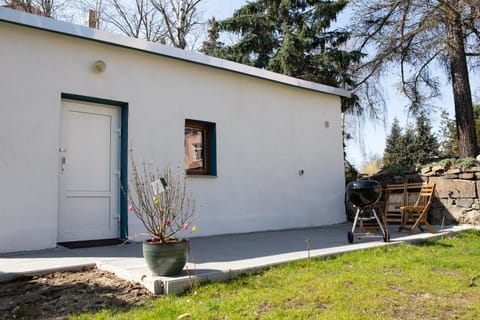 Patio, Facade/entrance, Garden