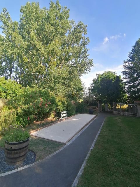 Garden, Garden, Garden view