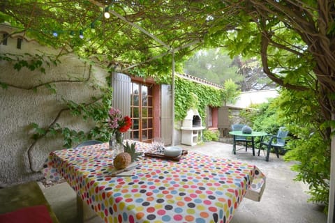 Villa Glycine -Mas de Joseph aux Baux de Provence Villa in Les Baux-de-Provence